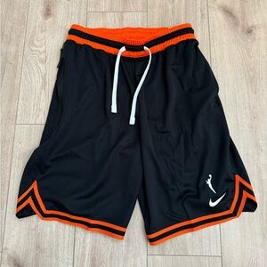 Nike WNBA Nike Loose Fit Shorts